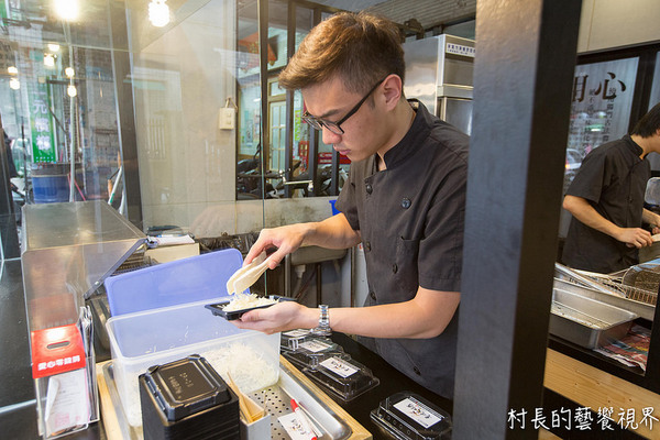 醬燒天婦羅:【食記】{高雄。鼓山區}走過一甲子的好味道!!醬燒天婦羅(瑞豐店) 醬燒天婦羅:【食記】{高雄。鼓山區}走過一甲子的好味道!!醬燒天婦羅(瑞豐店)