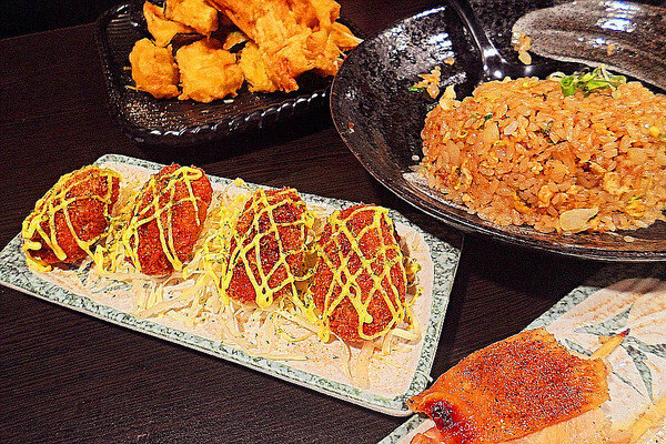 美食  ░  hsinchu 藏湘居酒屋 Kaohsiungfood 新開幕日式創意料理高雄居酒屋 明華店， 高雄宵夜- 高雄啤酒節網路票選冠軍 32高雄必吃.jpg