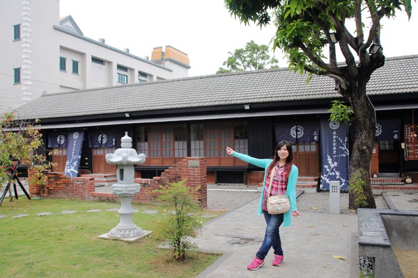 找春文創食堂：【台南新化景點】找春文創食堂~來找大龍貓喝涼飲打卡約會去