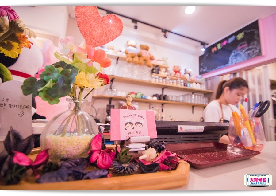YUMMY KITCHEN 007.jpg