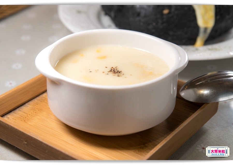 YUMMY KITCHEN 013.jpg