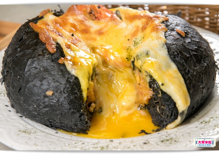 YUMMY KITCHEN 018.jpg