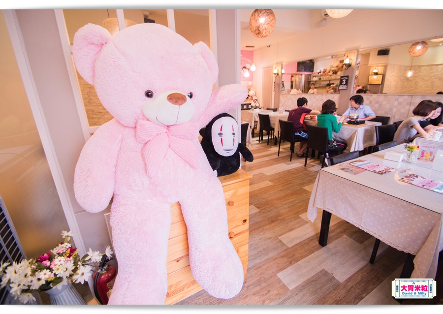 YUMMY KITCHEN 004.jpg