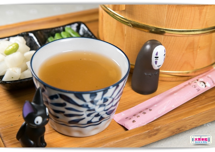 YUMMY KITCHEN 030.jpg