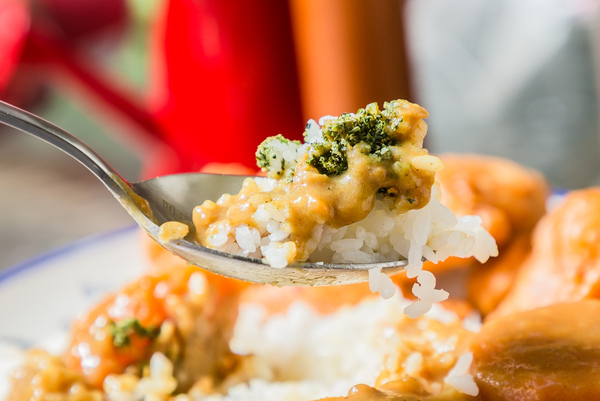 雅米廚房Yummy Kitchen：高雄美食 - 雅米廚房 x 聚餐約會好地方 | 生日還送雲朵鬆餅