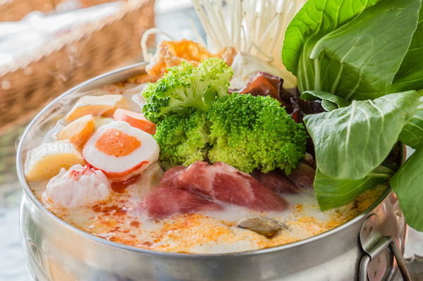 雅米廚房Yummy Kitchen：高雄美食 - 雅米廚房 x 聚餐約會好地方 | 生日還送雲朵鬆餅