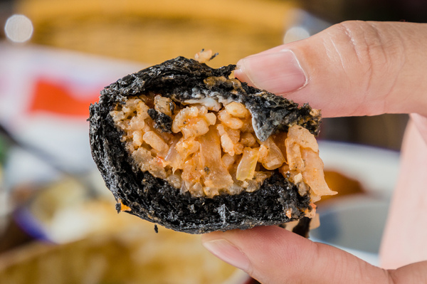 雅米廚房Yummy Kitchen：高雄美食 - 雅米廚房 x 聚餐約會好地方 | 生日還送雲朵鬆餅