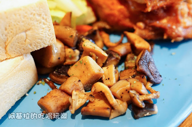 台中市｜美食｜牧熊小館 Moow