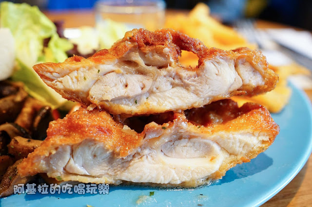 台中市｜美食｜牧熊小館 Moow