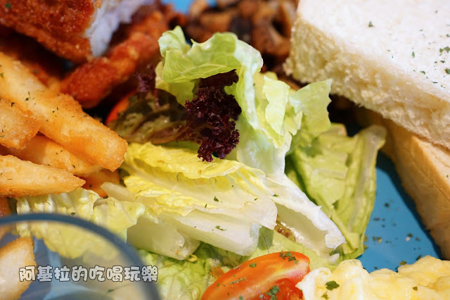 台中市｜美食｜牧熊小館 Moow