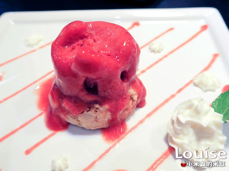 【捷運忠孝復興站】Louise法國進口冰淇淋＆波菲堤~來一場浪漫的法式甜品饗宴吧~♥