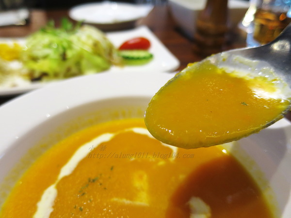 眾膳坊創意素食：素食。也可以這麼吃~   ..眾膳坊創意素食