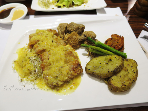 眾膳坊創意素食：素食。也可以這麼吃~   ..眾膳坊創意素食