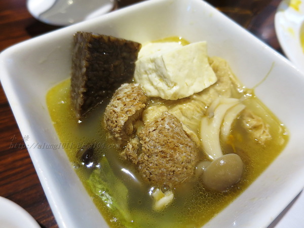 眾膳坊創意素食：素食。也可以這麼吃~   ..眾膳坊創意素食