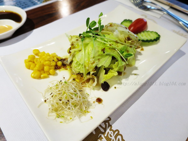 眾膳坊創意素食：素食。也可以這麼吃~   ..眾膳坊創意素食