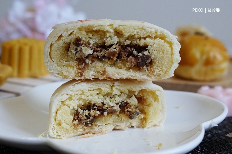 裕珍馨.中秋禮盒.中秋月餅.奶油酥餅.裕珍馨推薦.奶油小酥餅.裕珍馨禮盒.烏豆沙蛋黃酥.綠豆椪.桃山流心奶黃.
