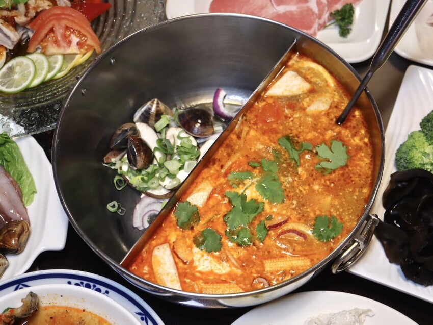 麻妃｜三重菜寮十年老字號火鍋店。湯頭每日新鮮現熬，還有隱藏版老闆私廚料理 – 艾瑞絲的吃貨日常
