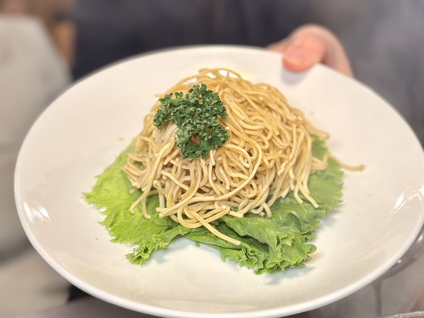 麻妃｜三重菜寮十年老字號火鍋店。湯頭每日新鮮現熬，還有隱藏版老闆私廚料理 – 艾瑞絲的吃貨日常