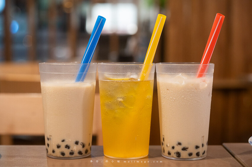 三重美食｜麻妃頂級麻辣鴛鴦鍋～開店10年的經典老字號麻辣鍋，在地人大推的好味道吃過一次就上癮、捷運菜寮