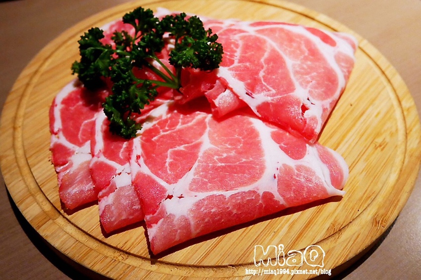 【三重美食】麻妃頂級鴛鴦火鍋。捷運菜寮站,頂級新鮮、食材用心,值得回味的好滋味 (14).JPG