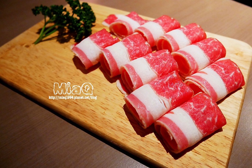 【三重美食】麻妃頂級鴛鴦火鍋。捷運菜寮站,頂級新鮮、食材用心,值得回味的好滋味 (12).JPG