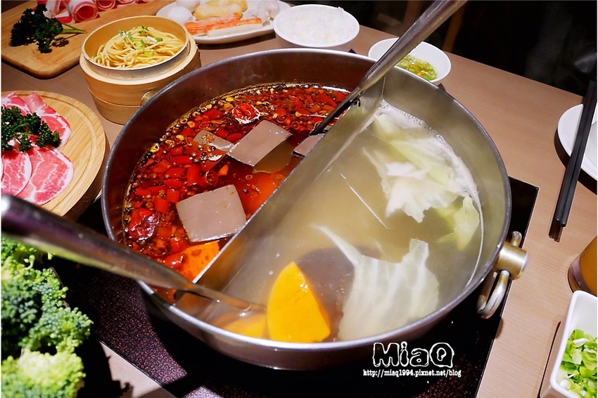 【三重美食】麻妃頂級鴛鴦火鍋。捷運菜寮站,頂級新鮮、食材用心,值得回味的好滋味 (10).JPG