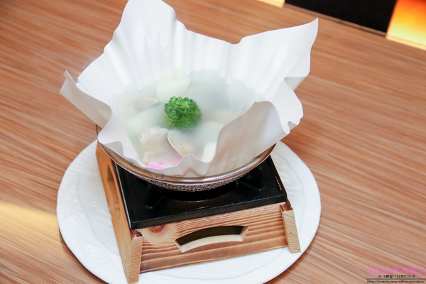 幸福讚精品飯店-幸福日式料理：【美食♥新莊】☼幸福讚精品飯店-幸福日式料理☼飯店裡的日式料理走精緻路線，廚王御膳200元起跳價錢走親民路線♥♥