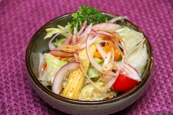 幸福讚精品飯店-幸福日式料理：【美食♥新莊】☼幸福讚精品飯店-幸福日式料理☼飯店裡的日式料理走精緻路線，廚王御膳200元起跳價錢走親民路線♥♥