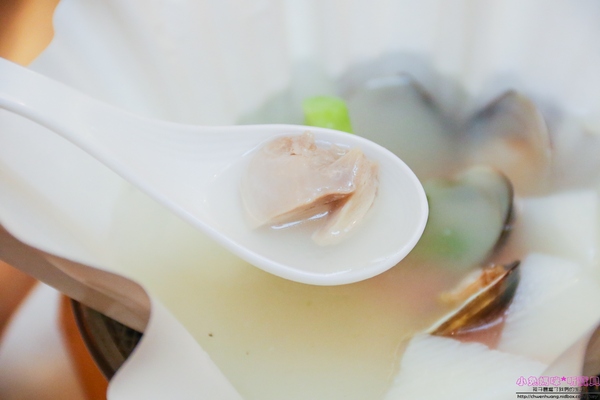 幸福讚精品飯店-幸福日式料理：【美食♥新莊】☼幸福讚精品飯店-幸福日式料理☼飯店裡的日式料理走精緻路線，廚王御膳200元起跳價錢走親民路線♥♥