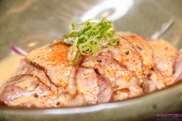 幸福讚精品飯店-幸福日式料理：【美食♥新莊】☼幸福讚精品飯店-幸福日式料理☼飯店裡的日式料理走精緻路線，廚王御膳200元起跳價錢走親民路線♥♥