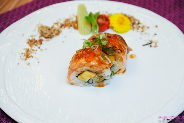 幸福讚精品飯店-幸福日式料理：【美食♥新莊】☼幸福讚精品飯店-幸福日式料理☼飯店裡的日式料理走精緻路線，廚王御膳200元起跳價錢走親民路線♥♥