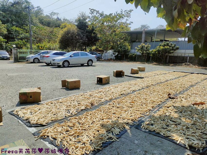 高雄聚餐【綠野山莊土雞城】大社觀音山步道附近ＣＰ值高土雞餐廳.招牌茶油雞＆菜脯雞湯推薦必點│附設停車場│活動宴席│大社美食 - Fresa芙芮莎♥莎旅憶食