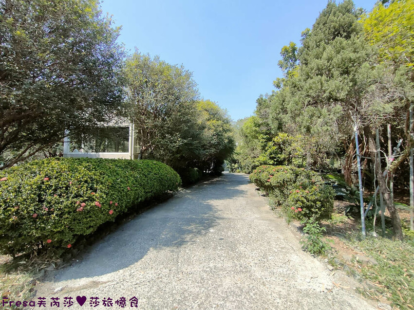 高雄聚餐【綠野山莊土雞城】大社觀音山步道附近ＣＰ值高土雞餐廳.招牌茶油雞＆菜脯雞湯推薦必點│附設停車場│活動宴席│大社美食 - Fresa芙芮莎♥莎旅憶食