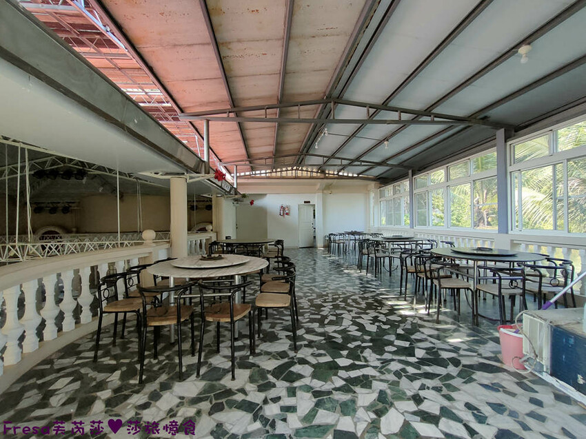 高雄聚餐【綠野山莊土雞城】大社觀音山步道附近ＣＰ值高土雞餐廳.招牌茶油雞＆菜脯雞湯推薦必點│附設停車場│活動宴席│大社美食 - Fresa芙芮莎♥莎旅憶食