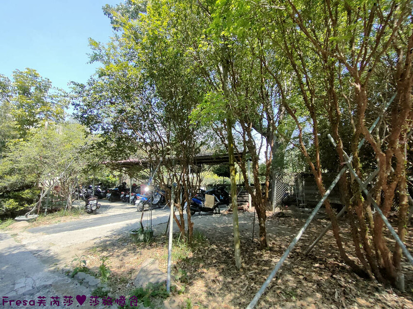 高雄聚餐【綠野山莊土雞城】大社觀音山步道附近ＣＰ值高土雞餐廳.招牌茶油雞＆菜脯雞湯推薦必點│附設停車場│活動宴席│大社美食 - Fresa芙芮莎♥莎旅憶食