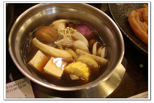 【台北食記】南機場夜市火鍋‧好客涮涮鍋 英雄鍋物~主題餐廳(親子友善)