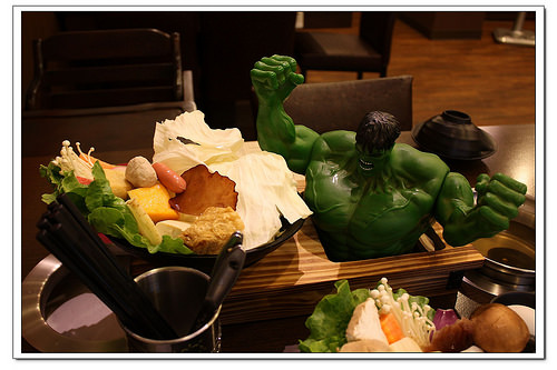 【台北食記】南機場夜市火鍋‧好客涮涮鍋 英雄鍋物~主題餐廳(親子友善)