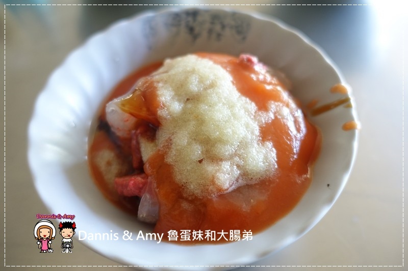 20170501《新竹美食》蕭記肉圓伯。肉羹湯。魚羹湯。中正市場正對面|(影片) (2).jpg