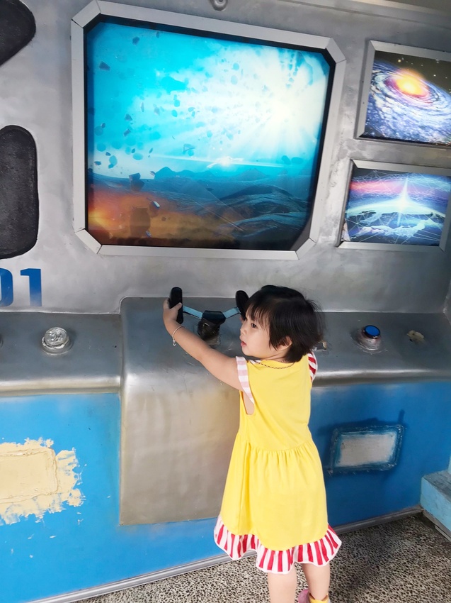 老楊方城市觀光工廠 好吃方塊酥這裡買!親子一日遊/室內景點