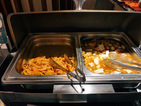 圓圓家睡外面-<嘉義親子飯店>海洋奇幻大冒險，嘉義冠閣大飯店，親子度假來這裡就對了!