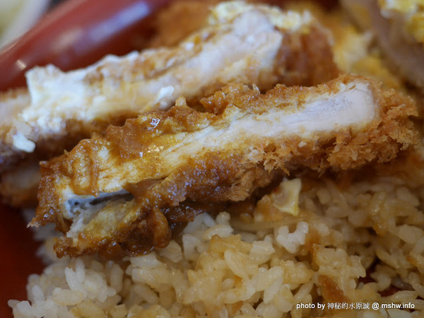 勝里日式炸豬排 かつ丼のかつさと(台中大遠百店-台灣二號店)：【食記】台中かつ丼のかつさと勝里日式炸豬排＠西屯TopCity大遠百大食代-捷運BRT新光遠百 : 來自愛知縣的名古屋風味, 有越級打怪的本錢？