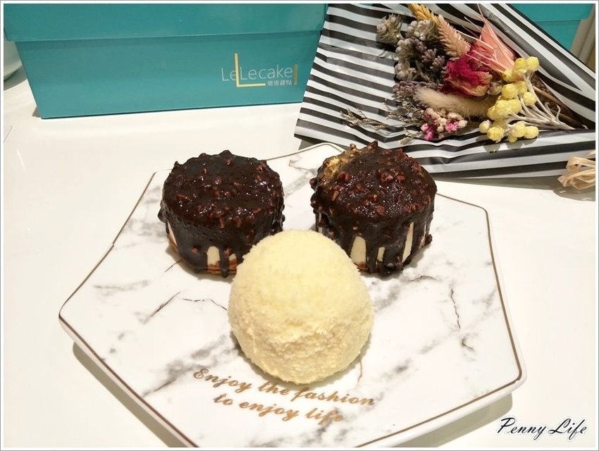 【甜點】樂樂甜點-台中低調時尚紅豆麻吉脆皮提拉米蘇 & 樂樂派對禮盒/食尚玩家推薦