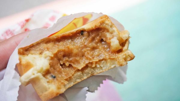 【台北美食】光華紅豆餅-吃了會讚不絕口的爆漿紅豆餅