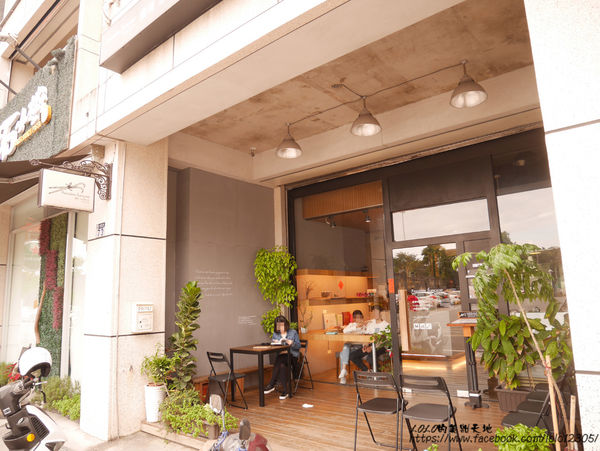 【花蓮旅食趣】全台唯一超特別天可汗蒙古包住宿！徜徉在大自然中的山海趣田園親子民宿，四月開始還有迷你馬喔~(內含花蓮好吃好玩店家懶人包!)OOPS驚奇咖啡/禾田野/佳興檸檬汁/邊境甜點/台開農場