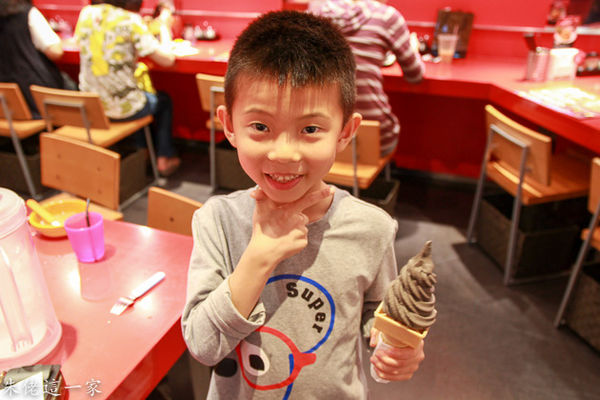 IMG_2090.jpg IMG_2090.jpg