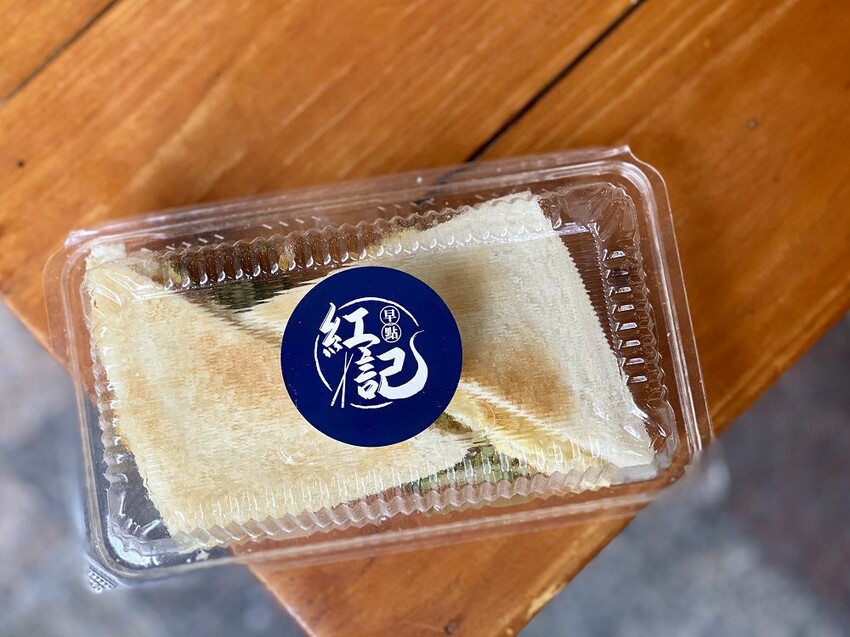 台南五妃街上超人氣早餐店.最愛牽絲起司蛋餅~金黃瀑布 超浮誇美味