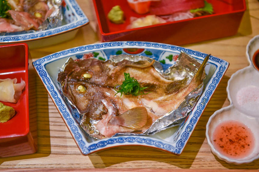 和食望月:台中西區美食-2020新菜單!鄰近勤美誠品綠園道,千元有找的高CP值無菜單日本料理