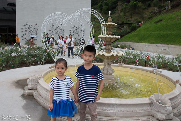 IMG_0594-2.jpg IMG_0594-2.jpg