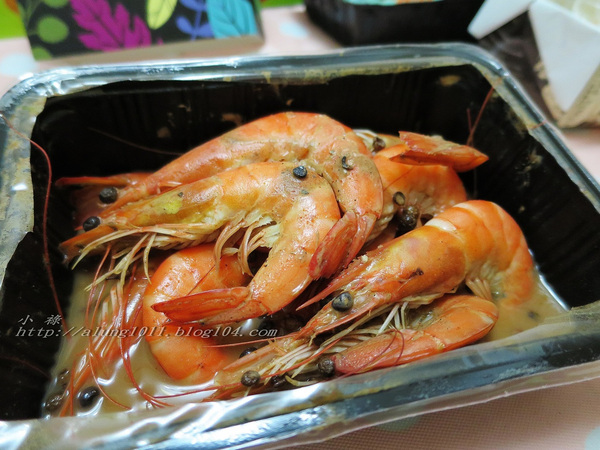 好吃的便利包~ ..蝦攪和冷凍鮮蝦