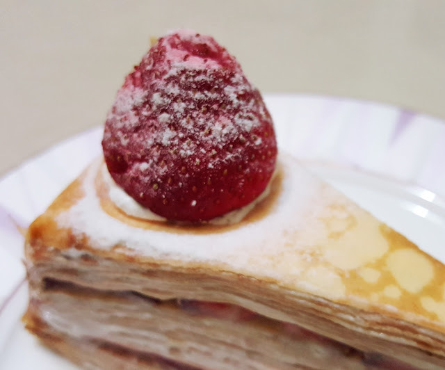 Food|台南|默默 MoreMore 甜點- 每月限量秒殺超好吃千層蛋糕,低調無實體店面,千層控不要錯過~